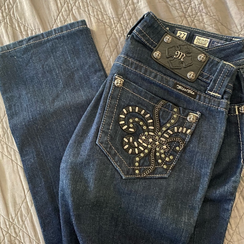 Straight leg Miss Me jeans